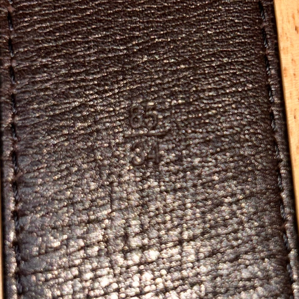 Louis Vuitton Initiales Leather Belt Brown Gold LV Buckle Size Small - Picture 8 of 10